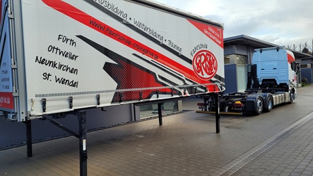Unser MAN TGX 26.510 abgebrückt im Rahmen der Ausbildung beschleunigte Grundqualifikation.